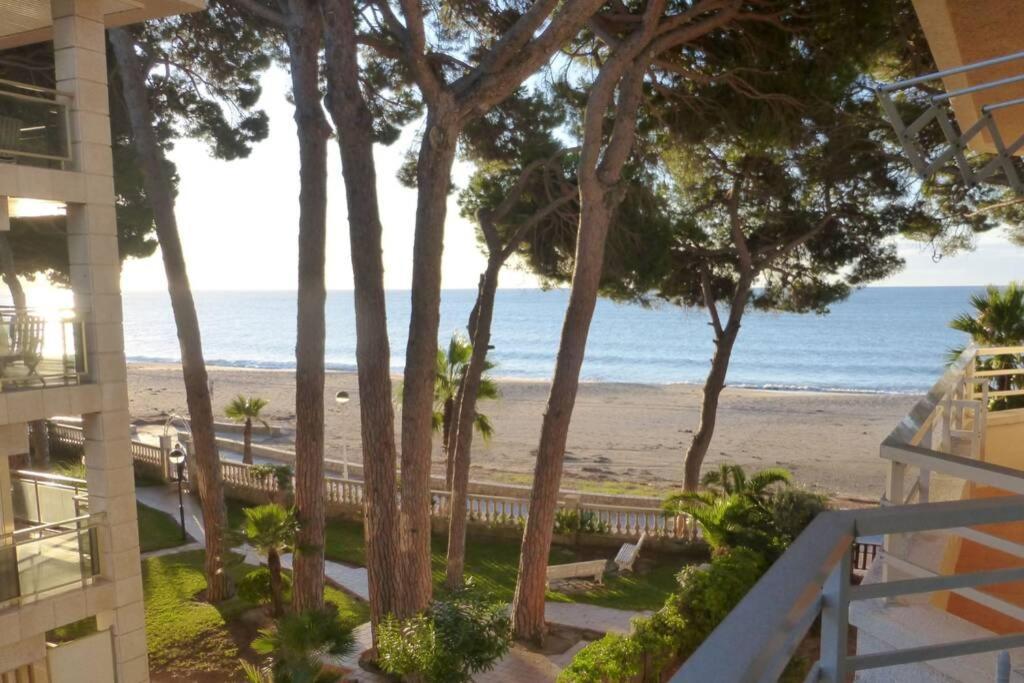 קמברילס Apartamento A 1ª Linea De Mar, Vilafortuny מראה חיצוני תמונה
